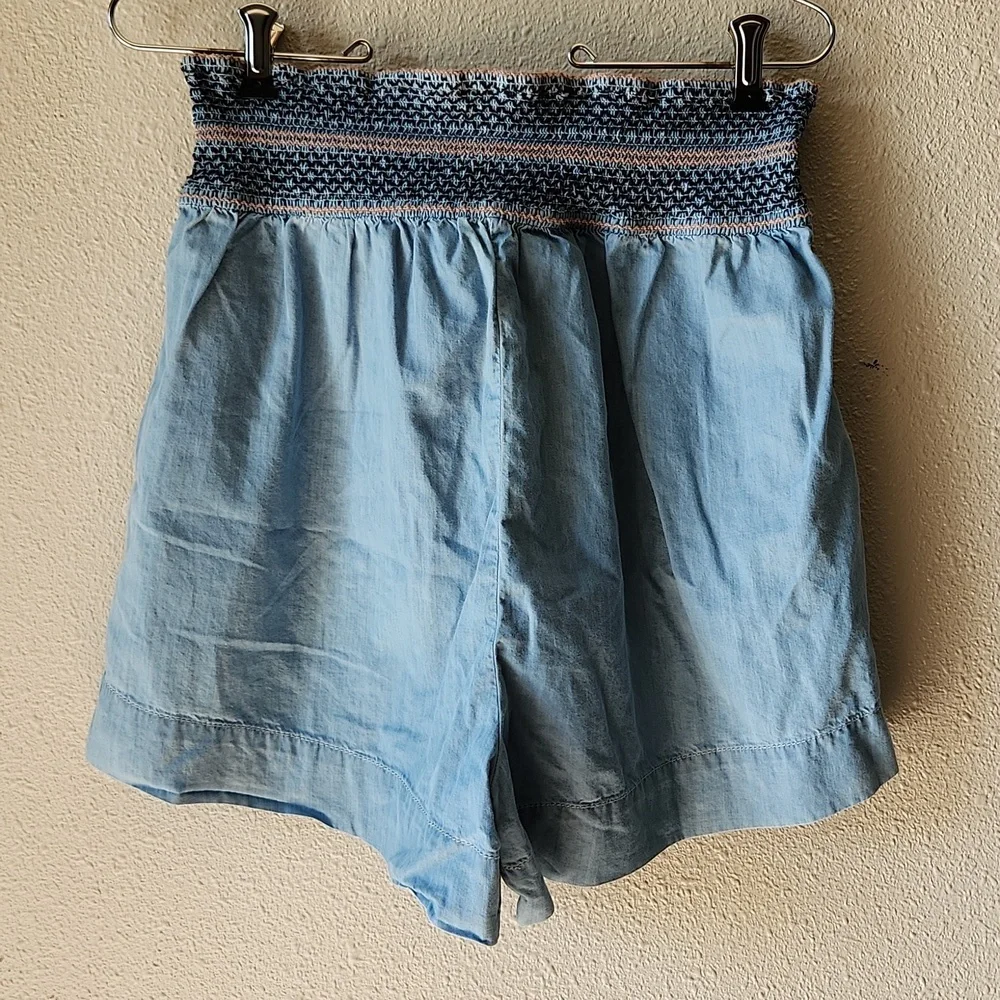 Anthropologie Aloha Tie-Front Shorts Size S - Picture 2 of 7